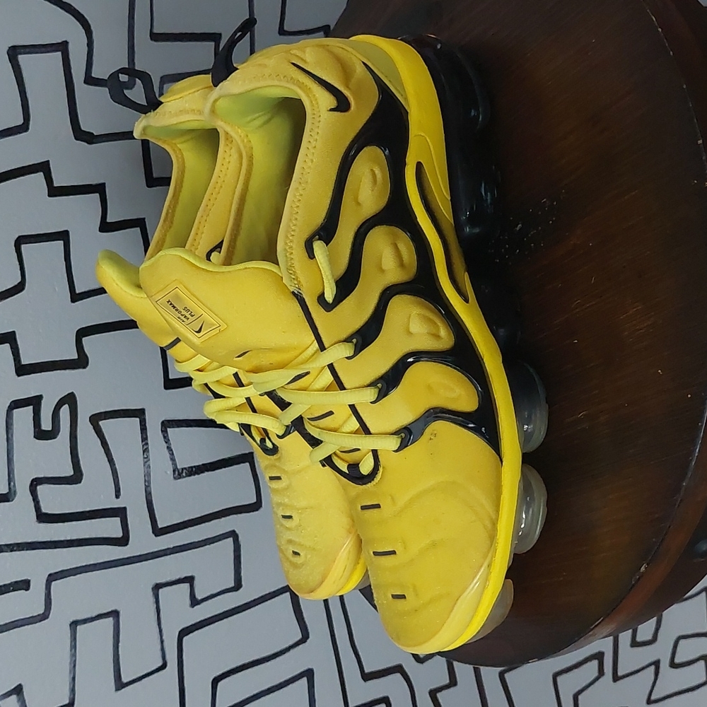 Nike Air VaporMax Plus